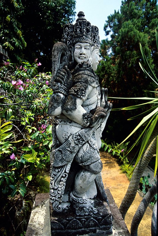 Bali Statue 23.jpg