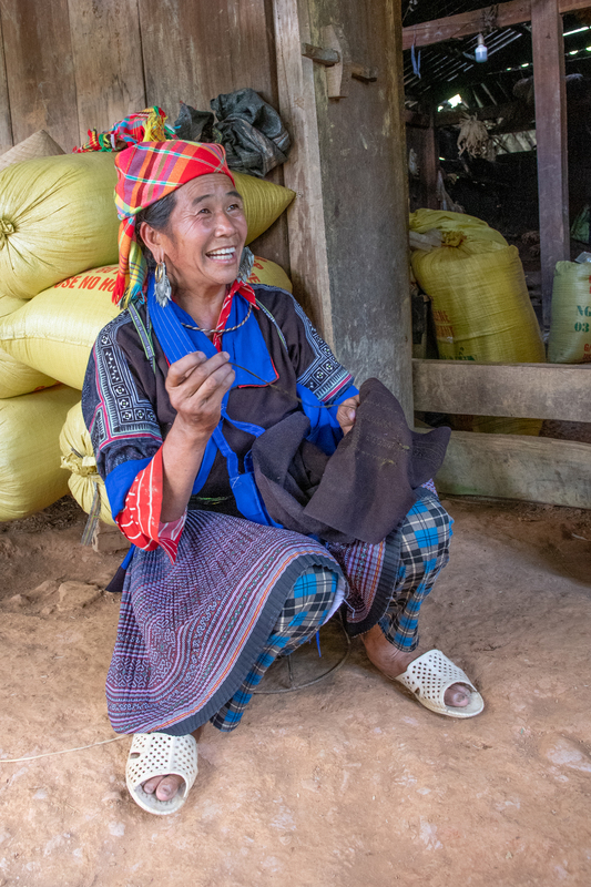 Hmong Woman.jpg