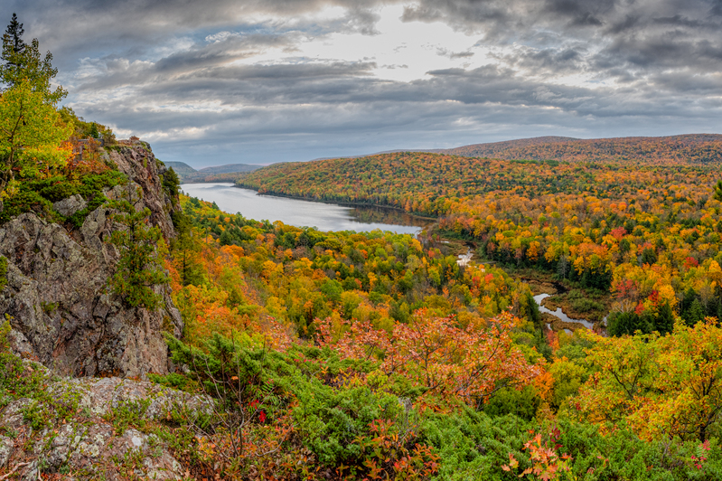 Lake of the Clouds(1).jpg