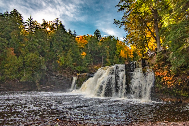 Manabezho Falls 4.jpg