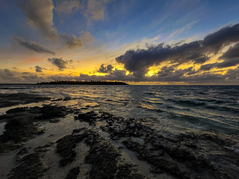 Sunrise in Haapai.jpg