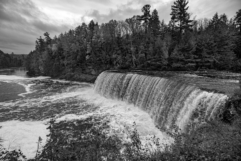Tahquamenon Falls.jpg