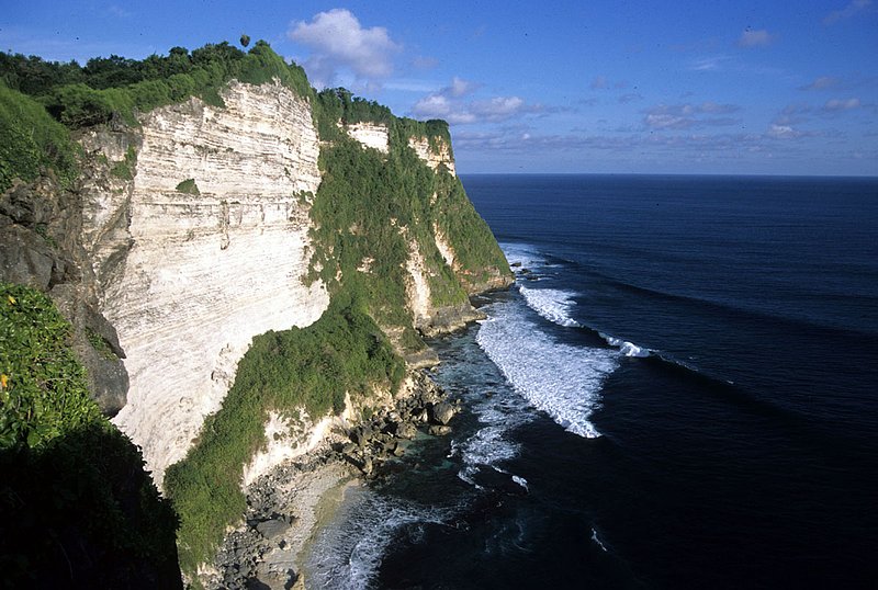 Ulu Watu Bali.jpg