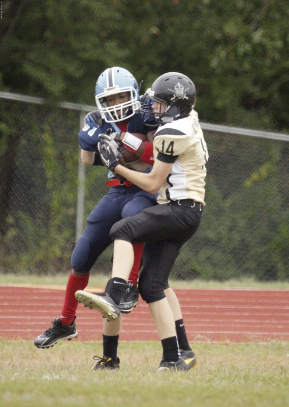 SFootball-411.jpg :: SONY DSC