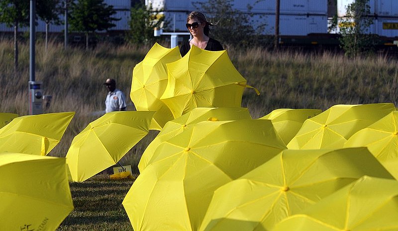 42512 UMBRELLAS_002.jpg :: As a promotion for their next show \