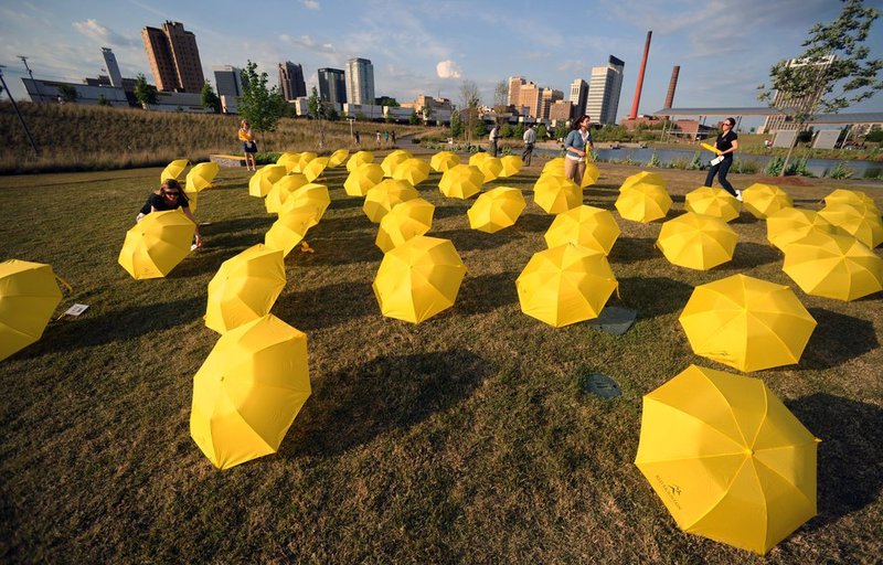 42512 UMBRELLAS_003.jpg :: As a promotion for their next show \