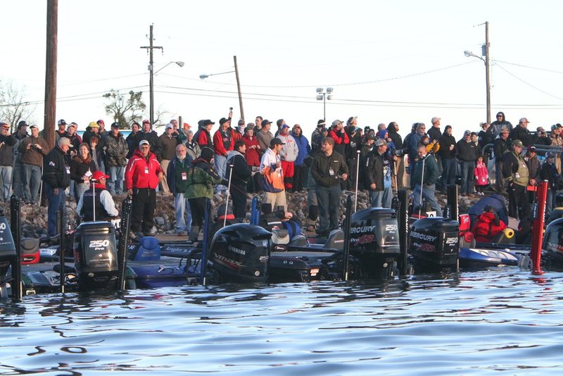 BASSMASTER Classic ALHY    103     .jpg :: first day of the BASSMASTER Classic Friday Feb. 21, 2014 in Guntersville, Ala. (Photo/Hal Yeager)