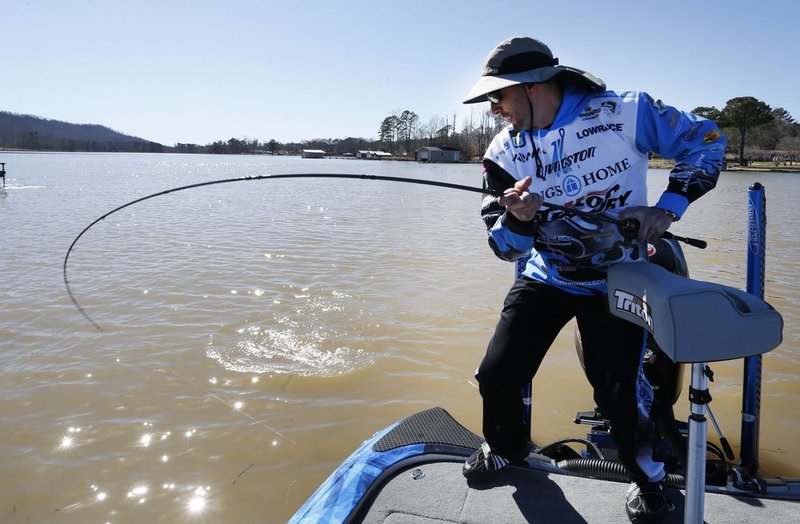 BASSMASTER Classic ALHY    1061     .jpg :: first day of the BASSMASTER Classic Friday Feb. 21, 2014 in Guntersville, Ala. (Photo/Hal Yeager)