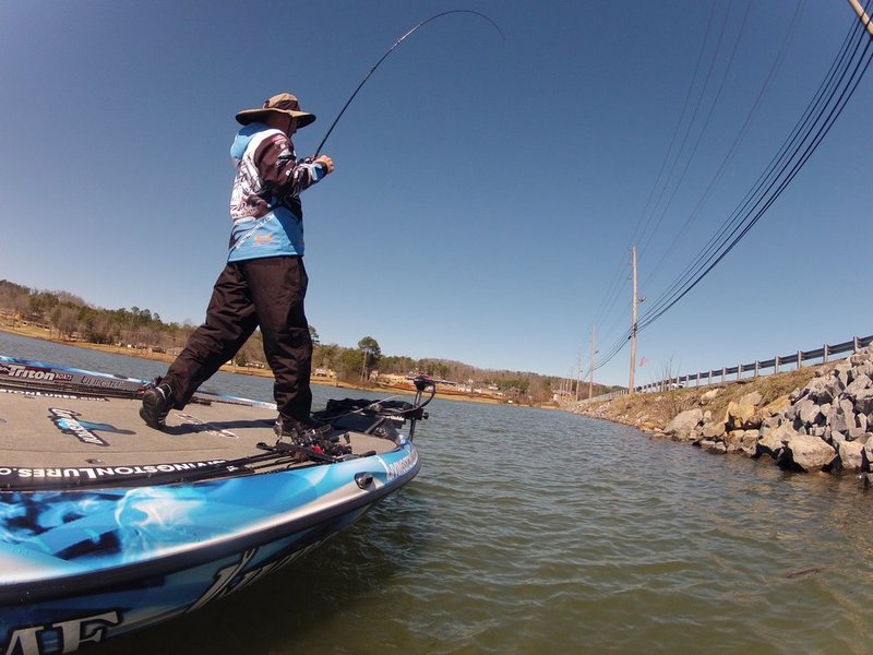 BASSMASTER Classic ALHY    1337     .jpg :: first day of the BASSMASTER Classic Friday Feb. 21, 2014 in Guntersville, Ala. (Photo/Hal Yeager)