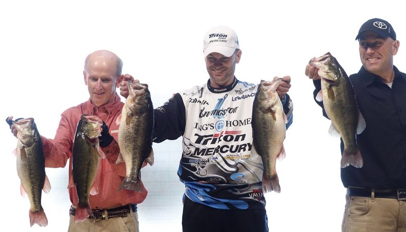 BASSMASTER Classic ALHY    205      A.jpg :: on the final day of the Bassmaster Classic Sunday Feb. 23, 2014 in Guntersville, Ala. (Photo/Hal Yeager)