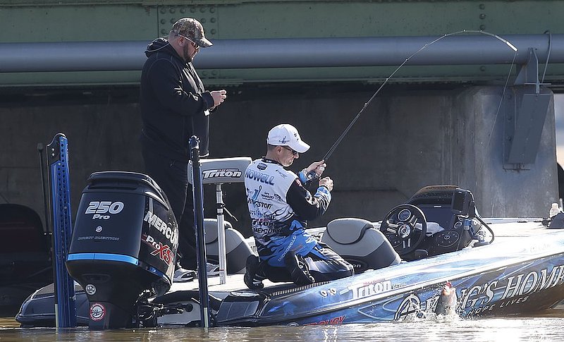 BASSMASTER Classic ALHY    248     .jpg :: on the final day of the Bassmaster Classic Sunday Feb. 23, 2014 in Guntersville, Ala. (Photo/Hal Yeager)