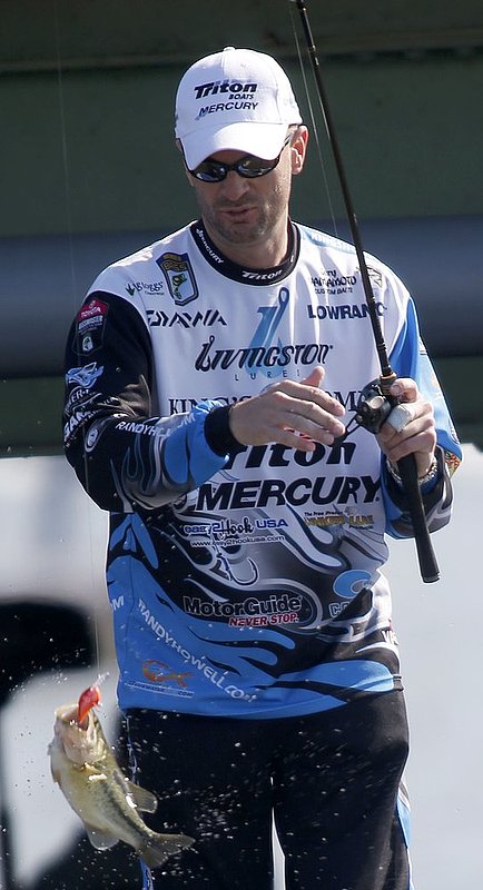 BASSMASTER Classic ALHY    493     .jpg :: on the final day of the Bassmaster Classic Sunday Feb. 23, 2014 in Guntersville, Ala. (Photo/Hal Yeager)