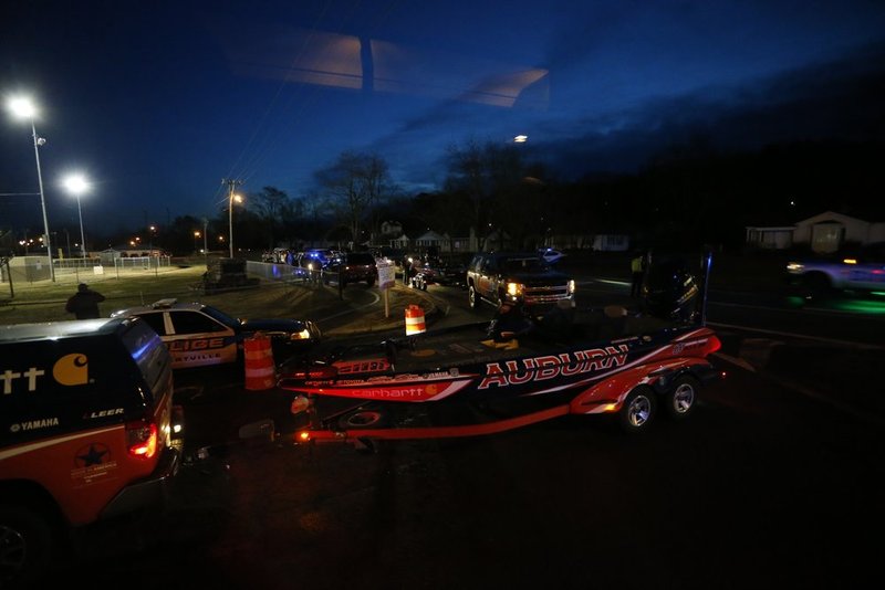 BASSMASTER Classic ALHY    510     .jpg :: first day of the BASSMASTER Classic Friday Feb. 21, 2014 in Guntersville, Ala. (Photo/Hal Yeager)