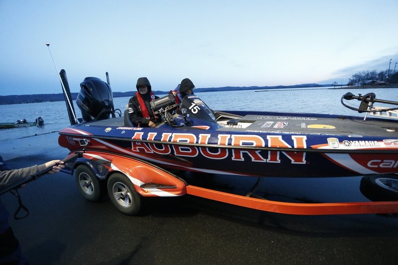 BASSMASTER Classic ALHY    555     .jpg :: first day of the BASSMASTER Classic Friday Feb. 21, 2014 in Guntersville, Ala. (Photo/Hal Yeager)