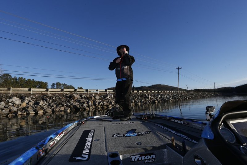 BASSMASTER Classic ALHY    737      A.jpg :: first day of the BASSMASTER Classic Friday Feb. 21, 2014 in Guntersville, Ala. (Photo/Hal Yeager)
