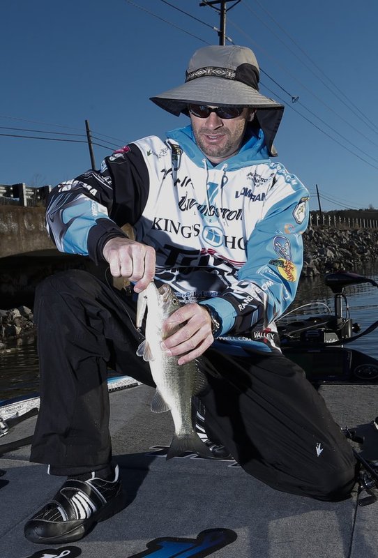 BASSMASTER Classic ALHY    749     .jpg :: first day of the BASSMASTER Classic Friday Feb. 21, 2014 in Guntersville, Ala. (Photo/Hal Yeager)