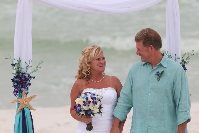 BEACH WEDDINGS  10.jpg