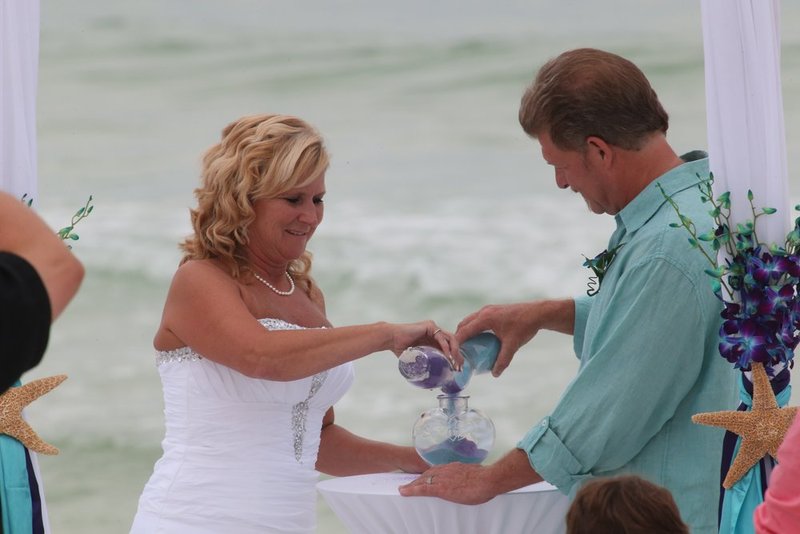 BEACH WEDDINGS  6.jpg