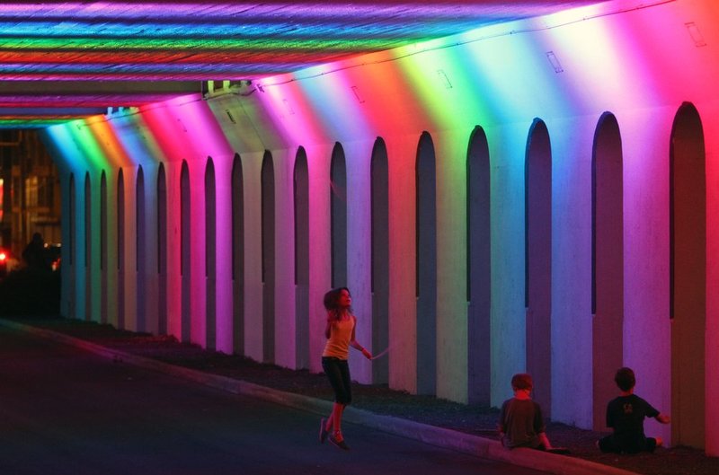 LIGHT RAILS    410A.jpg