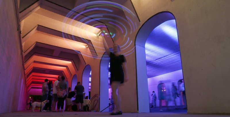 LIGHT RAILS    963A.jpg