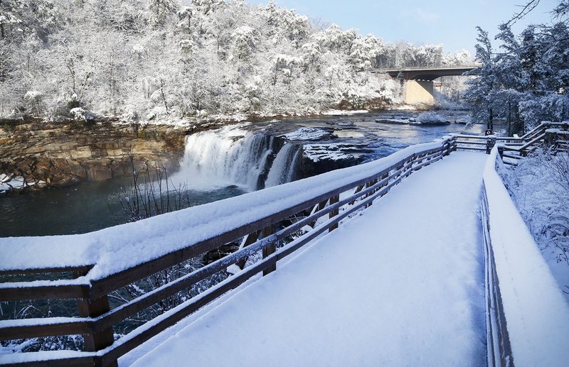 WINTER WEATHER ALHY101    135      A.jpg :: Thursday, Feb. 13,  2014 in Fort Payne Ala.  (AP Photo/Hal Yeager)