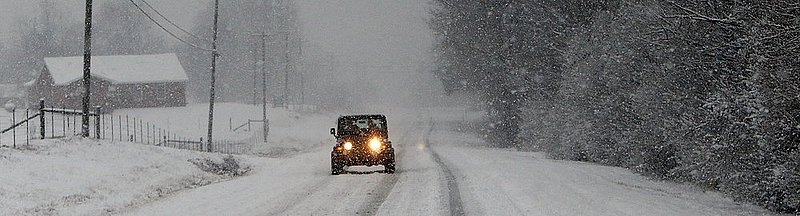 WINTER WEATHER ALHY101    187     .jpg :: as snow fell on north Alabama Tuesday Feb. 11,  2014 in Fort Payne Ala.  ( Photo/Hal Yeager)