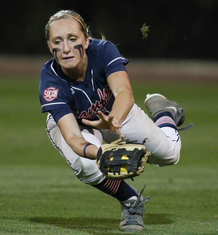 catch.jpg :: Samford vs Mississippi State softball in the Samford Softball Stadium at Samford University, Tuesday April, 16,  2013 in Homewood, Ala. (Photo/Hal Yeager)