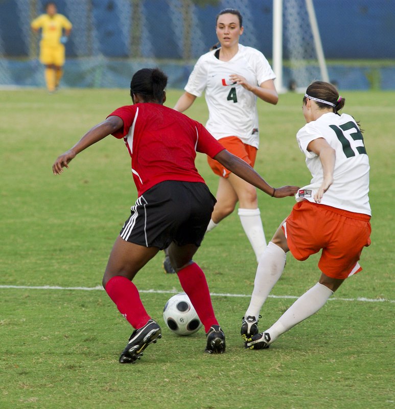 -108.jpg :: UM Soccer vs Canadian National Team