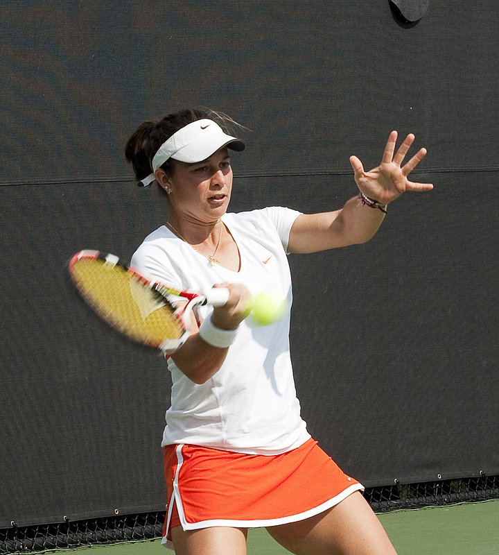 -119.jpg :: UM Women's Tennis Vs FAU 1-23-2010