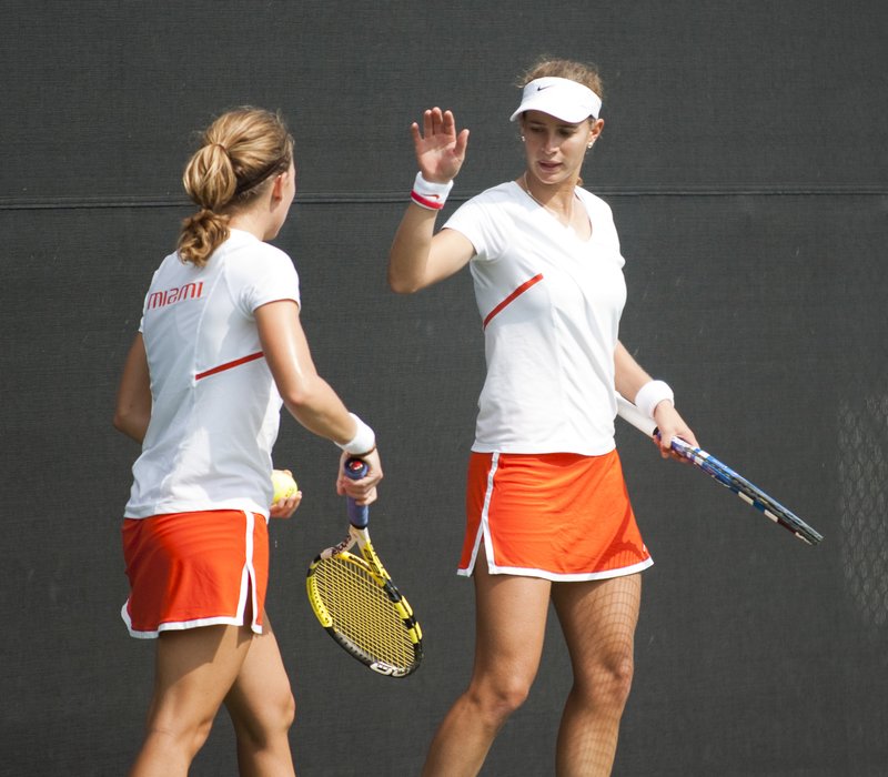 -128.jpg :: UM Women's Tennis Vs FAU 1-23-2010