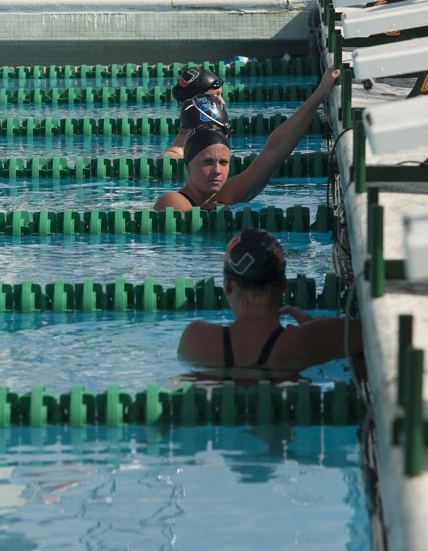 -163.jpg :: UM Swimming vs Central Connecticut
