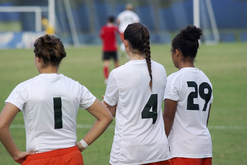 -211.jpg :: UM Soccer vs Canadian National Team
