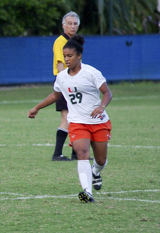 -222.jpg :: UM Soccer vs Canadian National Team