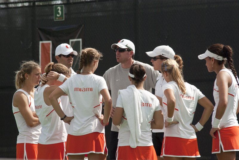 -2321.jpg :: UM Women's Tennis Vs FAU 1-23-2010