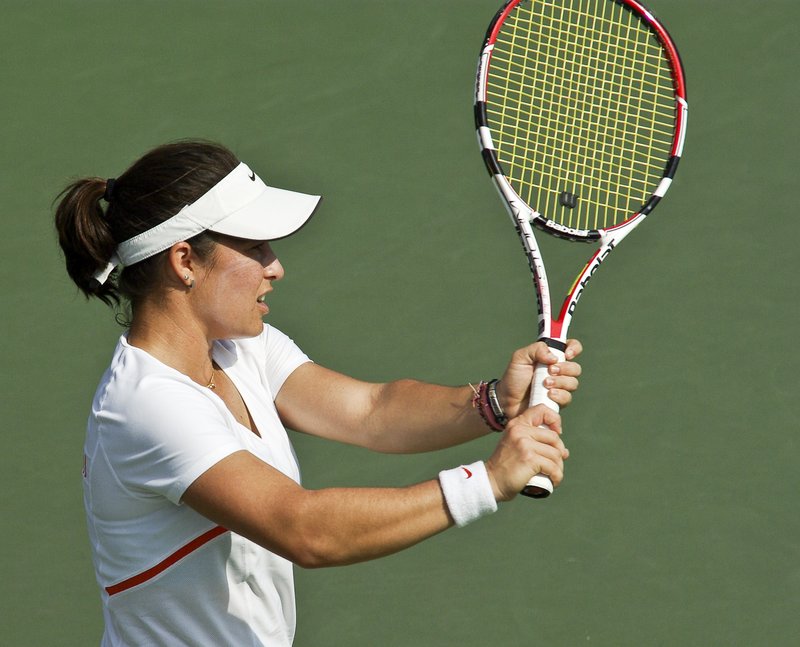 -269.jpg :: UM Women's Tennis Vs FAU 1-23-2010