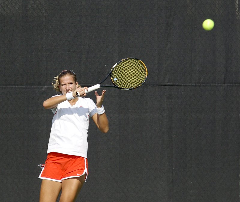 -322.jpg :: UM Women's Tennis Vs FAU 1-23-2010