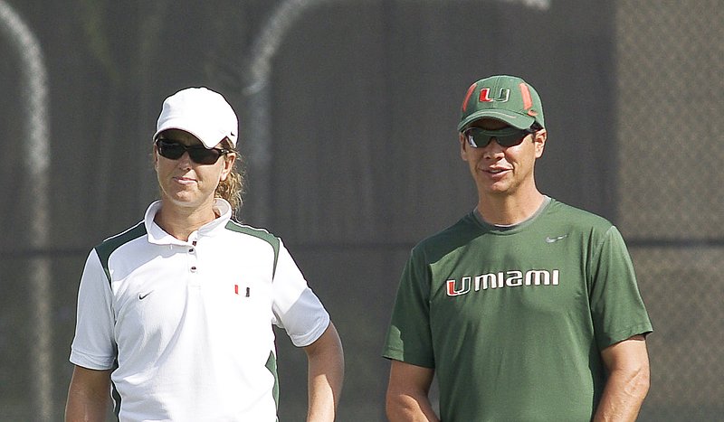 -371.jpg :: UM Women's Tennis Vs FAU 1-23-2010