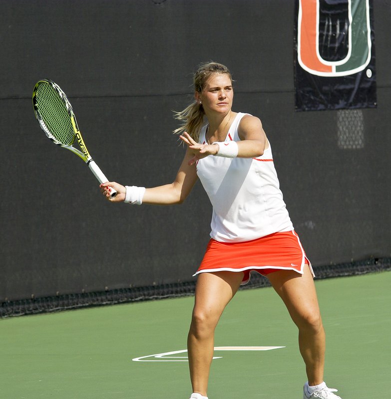 -373.jpg :: UM Women's Tennis Vs FAU 1-23-2010