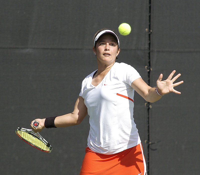 -510.jpg :: UM Women's Tennis Vs Baylor 2-6-10