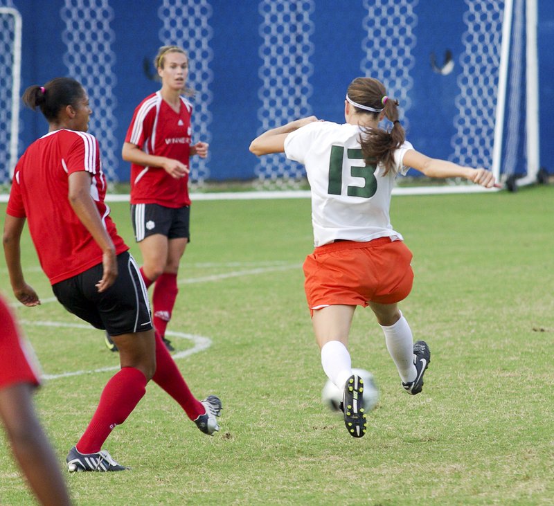 -722.jpg :: UM Soccer vs Canadian National Team