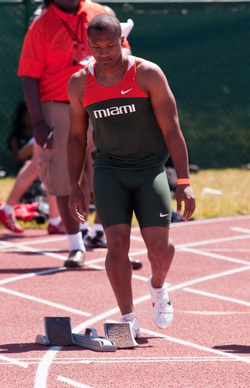 _IGP0434-421.jpg :: UM Track 3-20-2010