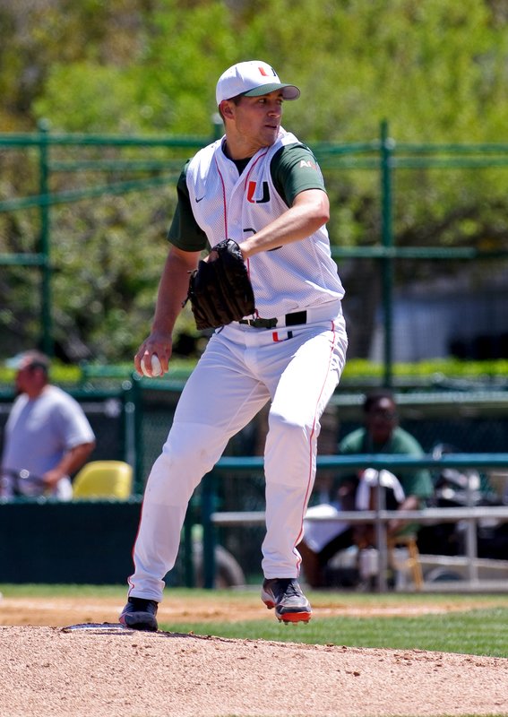 _IGP3257-8.jpg :: UM Baseball Vs Wake Forest 4-4-2010