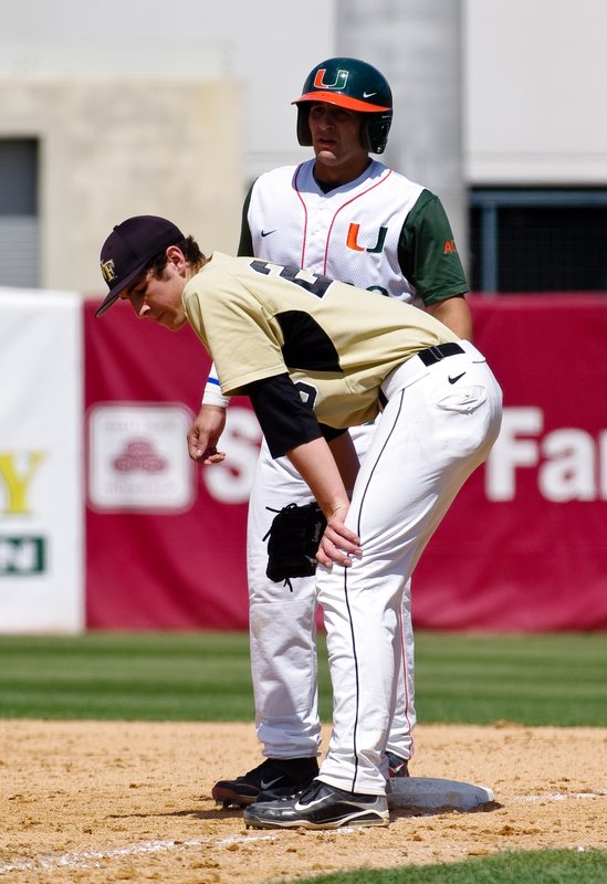 _IGP3500-245.jpg :: UM Baseball Vs Wake Forest 4-4-2010