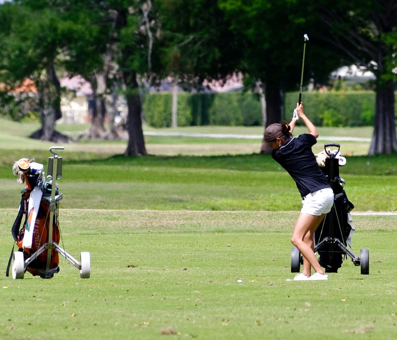 _IGP3825-210.jpg :: UM Women's golf 4-5-2010
