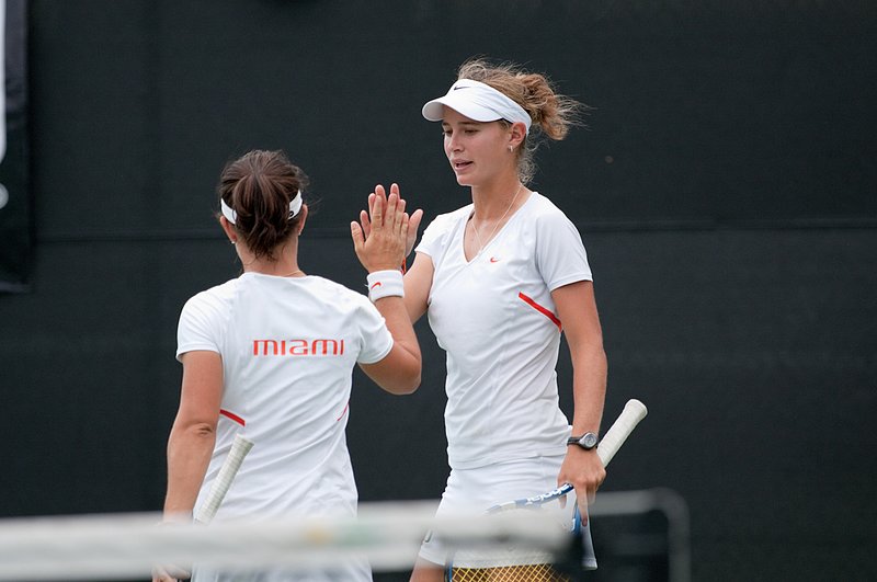 _IGP3916-31.jpg :: Women's Tennis vs Maryland 4-9-2010
