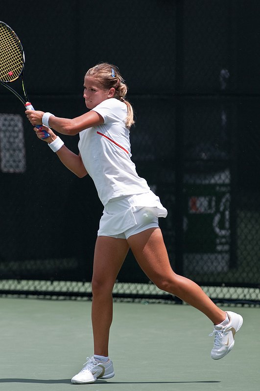 _IGP3986-100.jpg :: Women's Tennis vs Maryland 4-9-2010