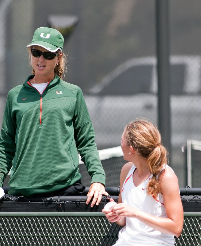 _IGP4046-160.jpg :: Women's Tennis vs Maryland 4-9-2010