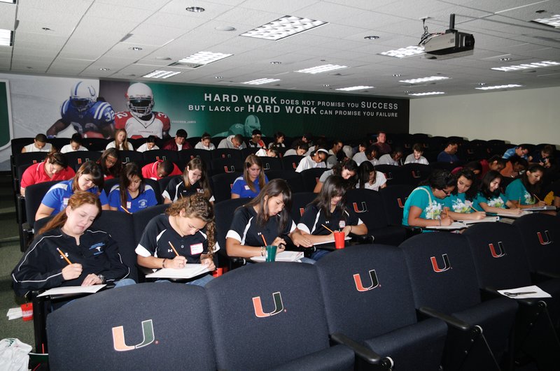 _IGP5345-19.jpg :: UM Athletic Training Workshop 4-24-2010