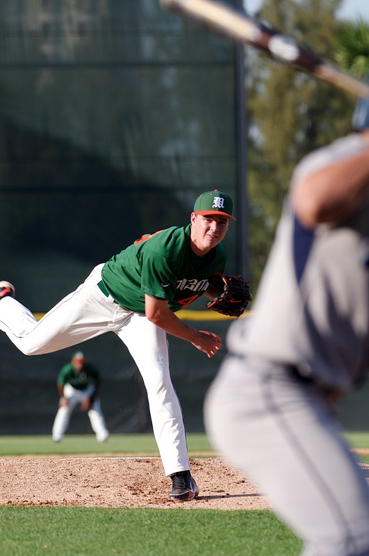_IGP5665-129.jpg :: UM Baseball vs St. Thomas 4-27-2010