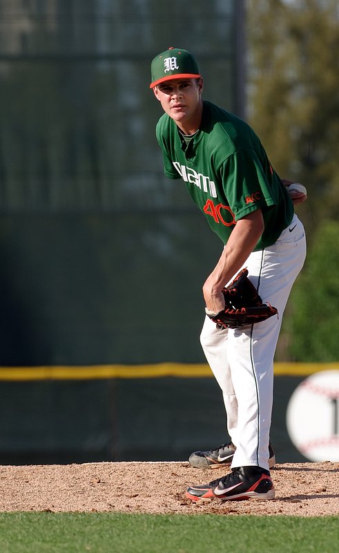_IGP5670-134.jpg :: UM Baseball vs St. Thomas 4-27-2010